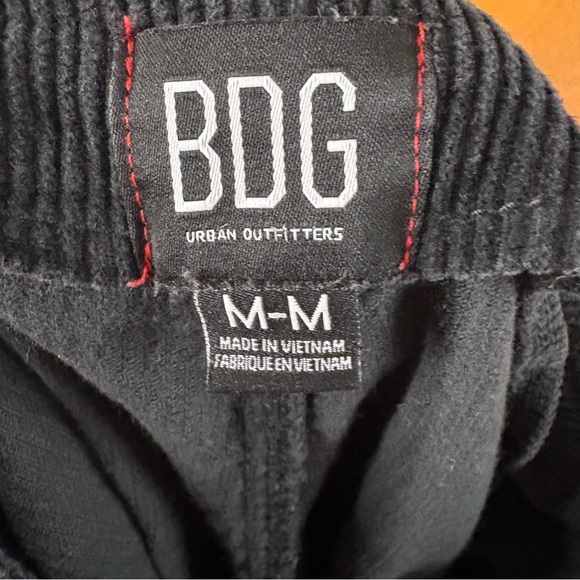 Urban Outfitters BDG Black Corduroy Overalls Wide Leg Jumpsuit Chore Pockets Y2K - Picture 15 of 15